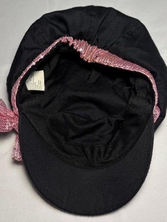 Y2K Black Newsboy Cap with Pink Sequin Bow
